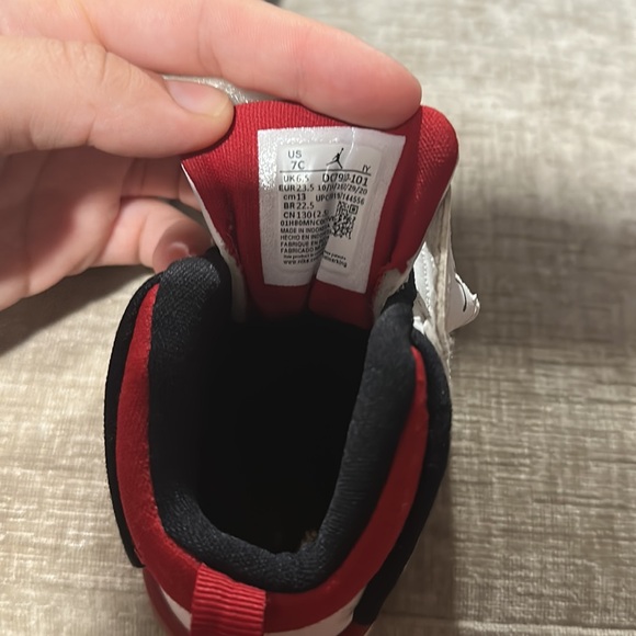 Jordan’s 7c - Picture 3 of 3